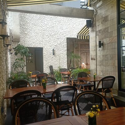 Melas Resto and Lounge