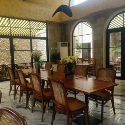 Melas Resto and Lounge